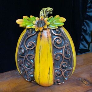 NWOT Fall‎ Pumpkin Decoration